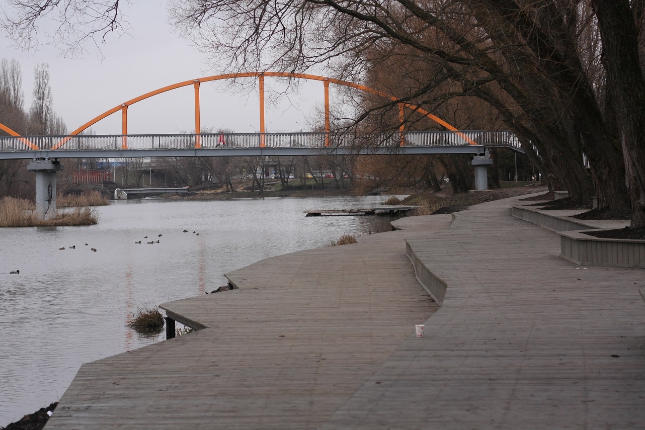 мост в рыбацком